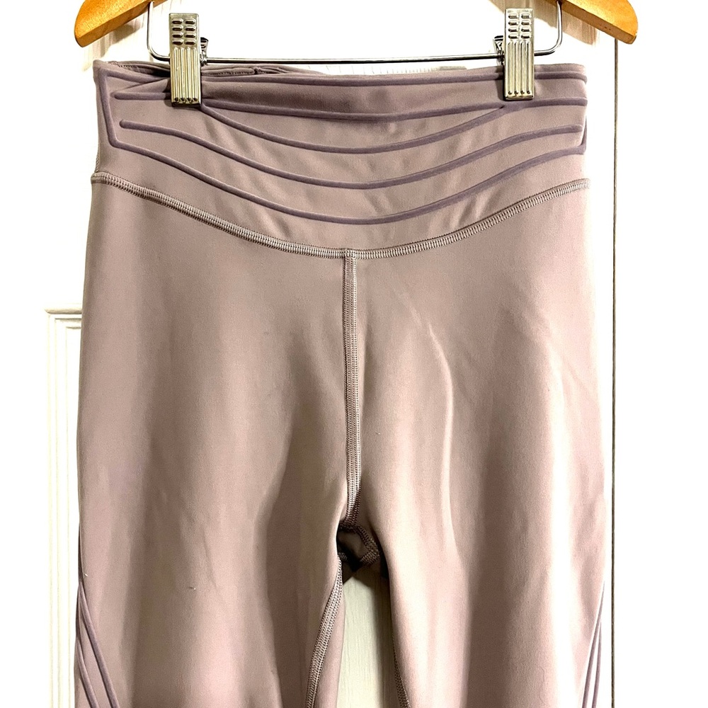 Lululemon Get In Line Super High Rise Tight size 6 - Picture 6 of 14